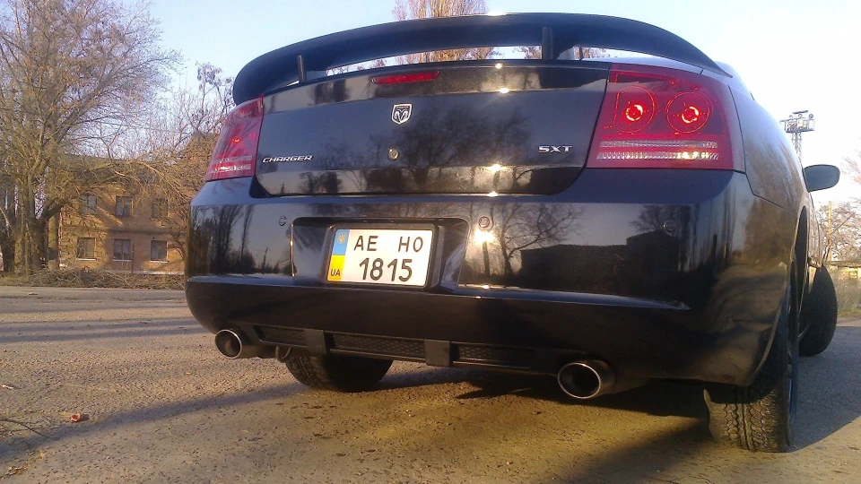 Dodge Charger 5
