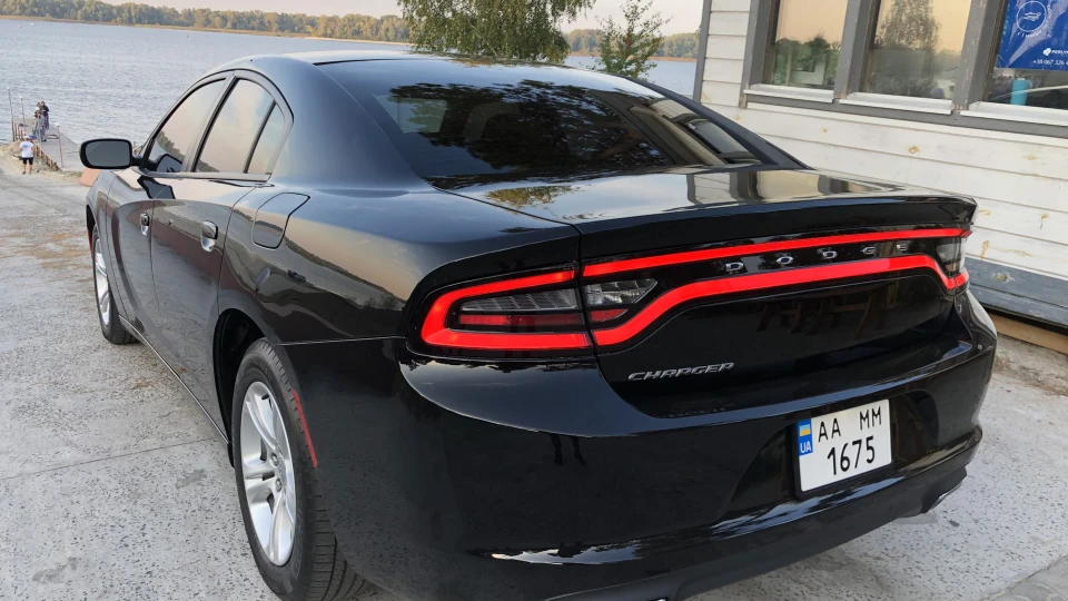 Dodge Charger ЧОРНИЙ БРУТАЛ