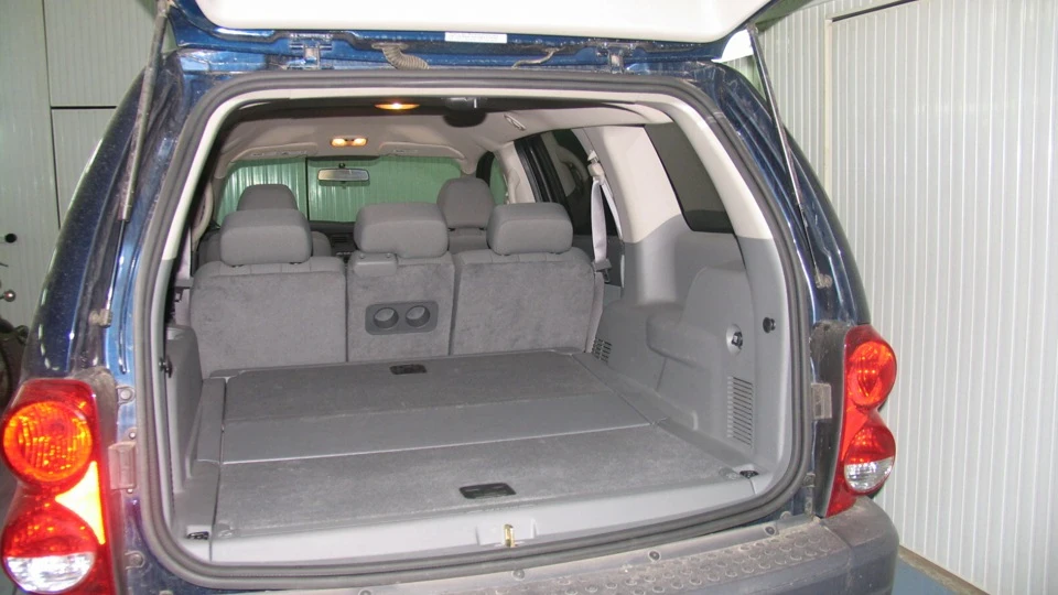Dodge Durango 4,7 AWD 3