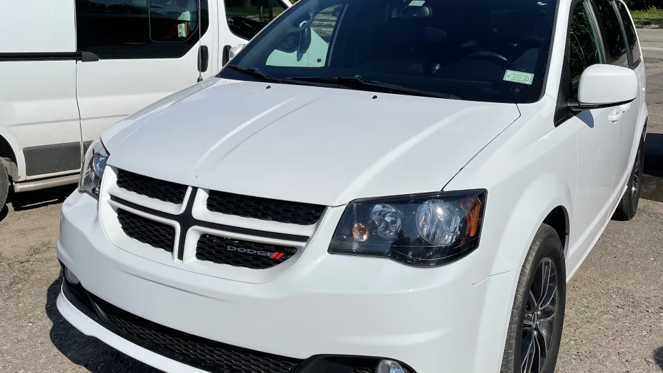 Dodge Grand Caravan 3