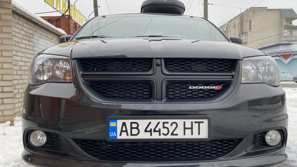 Dodge Grand Caravan 3