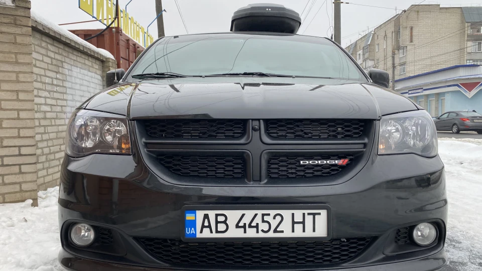 Dodge Grand Caravan 5