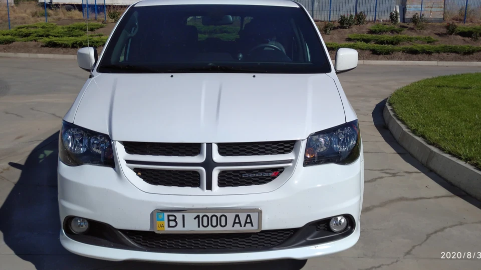 Dodge Grand Caravan Dodge Grand Caravan GT 2