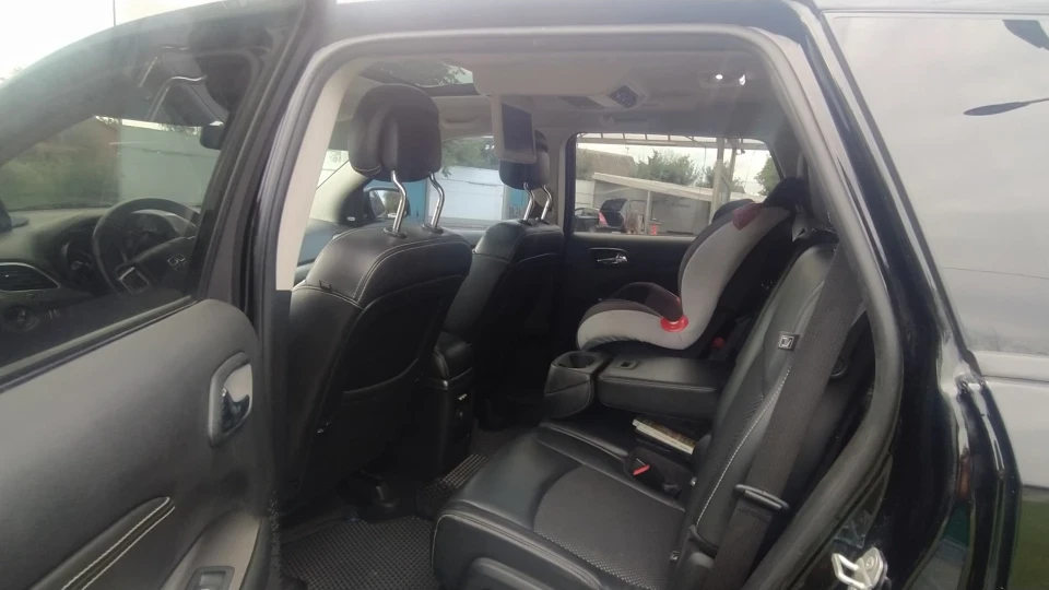 Dodge Journey 5