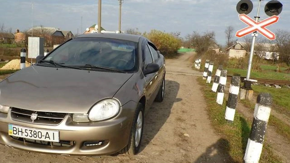 Dodge Neon 4
