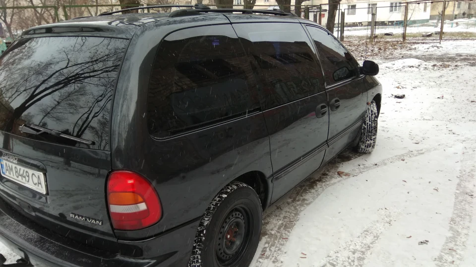 Dodge Ram Van 3