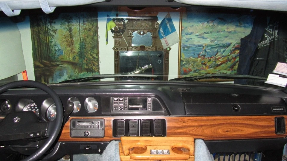 Dodge Ram Van B250 Mark III 3.9L 4