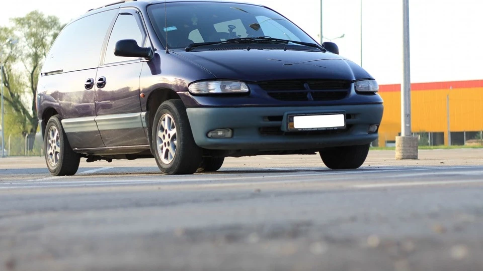 Dodge Ram Van Little Ship ツ 3
