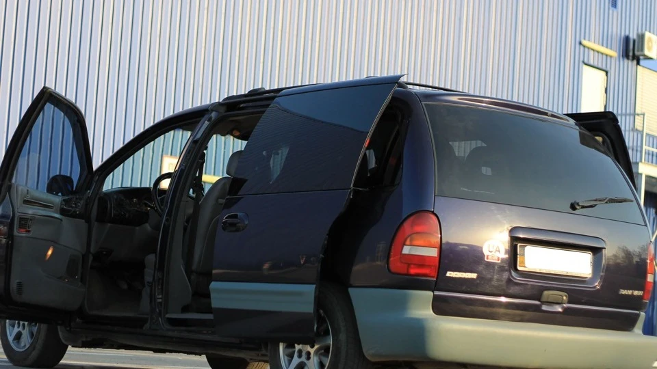 Dodge Ram Van Little Ship ツ 4