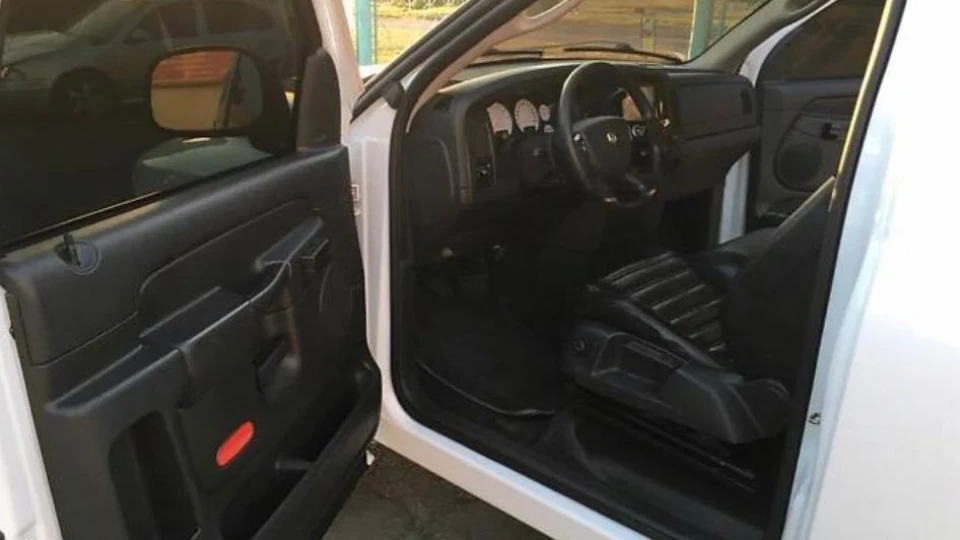 Dodge Ram 3