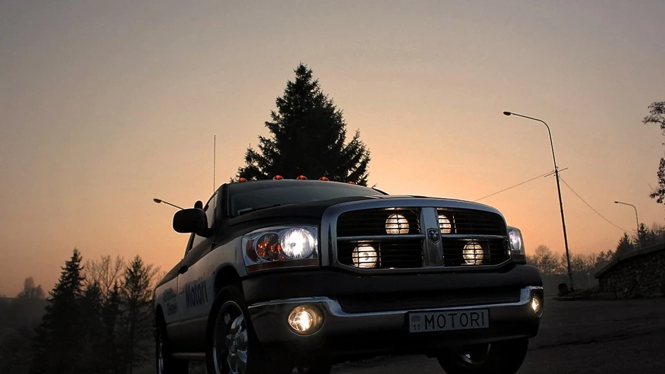 Dodge Ram 3