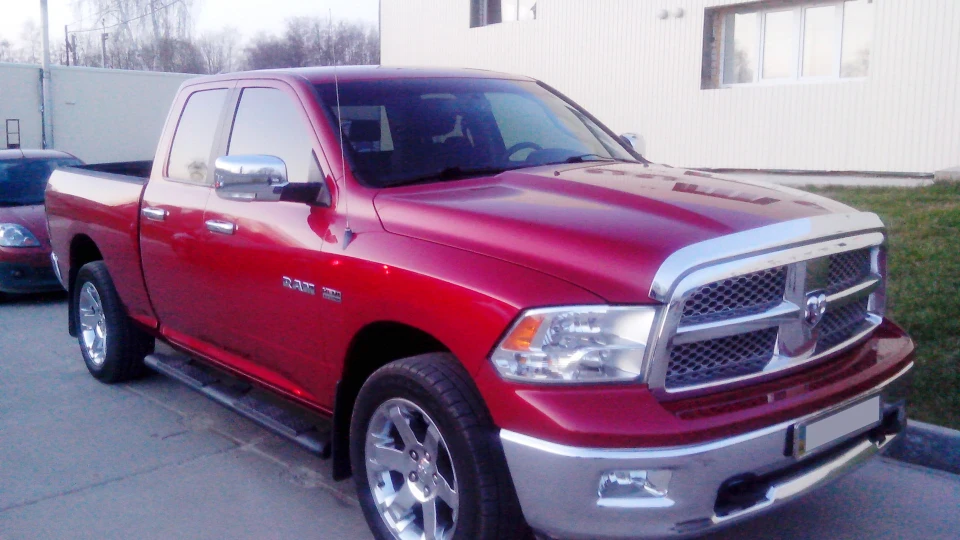 Dodge Ram 2л буває тільки сік