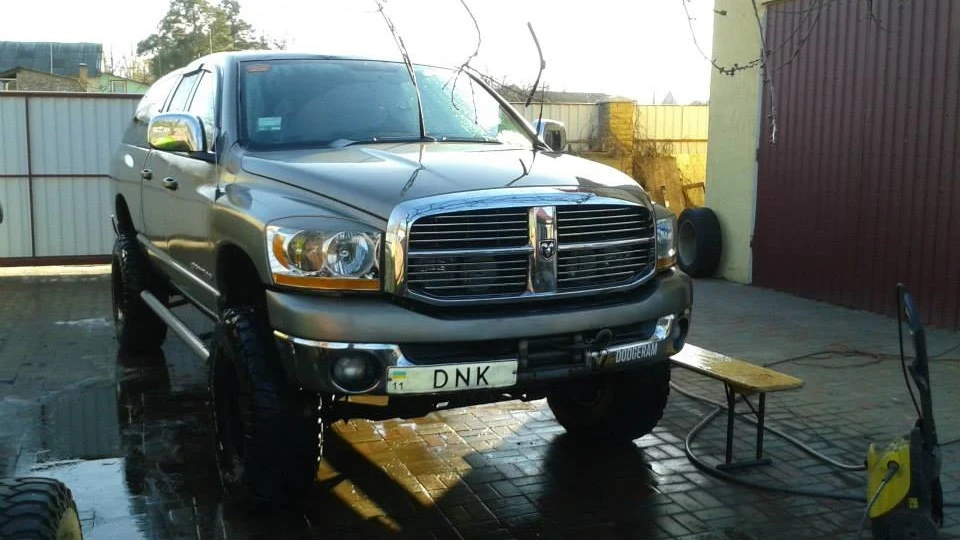 Dodge Ram 4.7V8 SLT 5