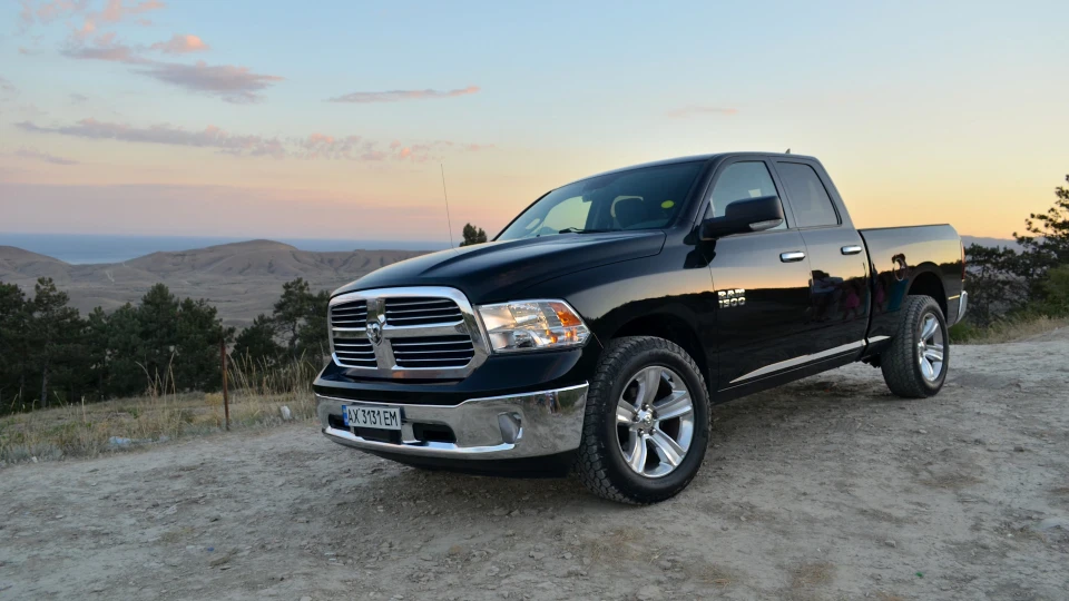 Dodge Ram "Black Dragon" 2