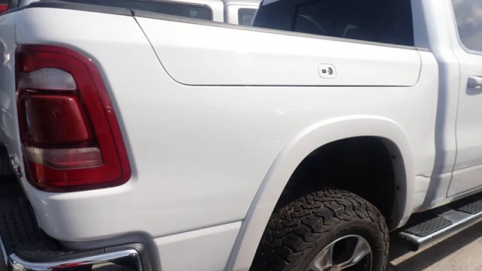 Dodge Ram Dodge RAM 1500 LAREMIE e
