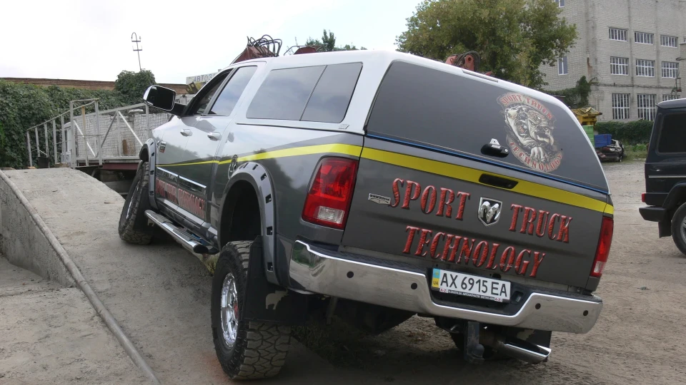 Dodge Ram Ram 2500 STT Laramie 5