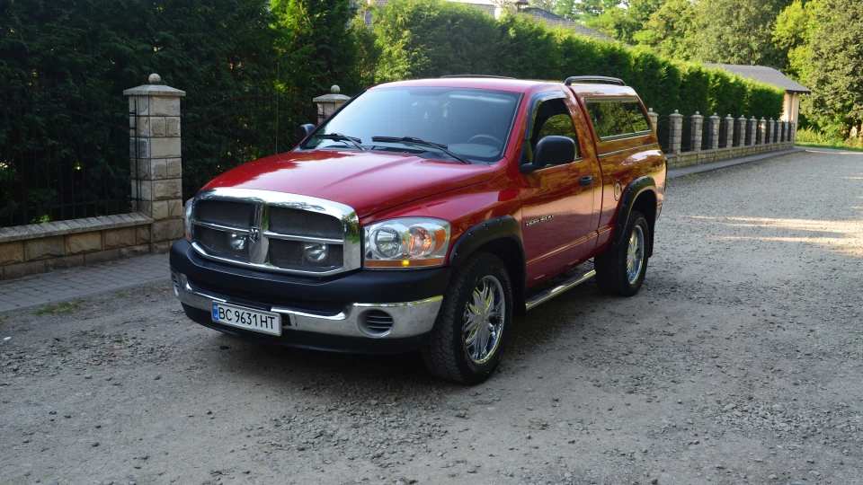 Dodge Ram RED