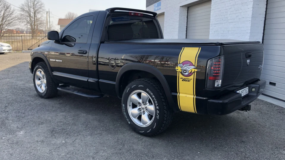 Dodge Ram Rumble bee 4