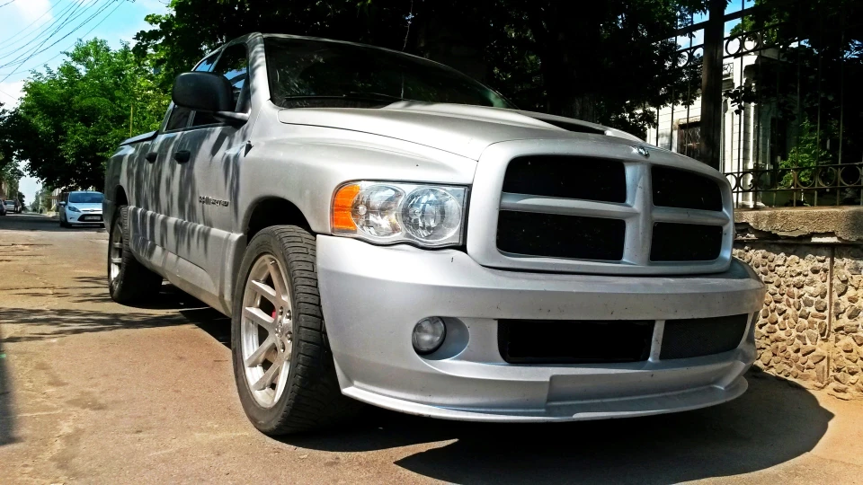 Dodge Ram SRT10