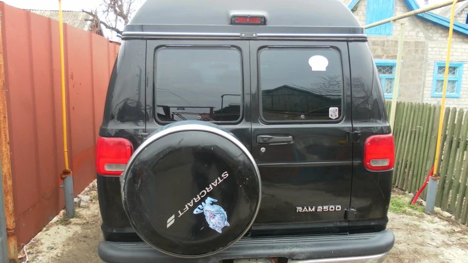 Dodge Ram STARCRAFTБІЛЛІ БОНС
