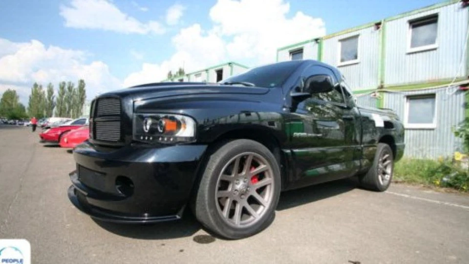 Dodge Ram VIPER SRT-10 8.3L