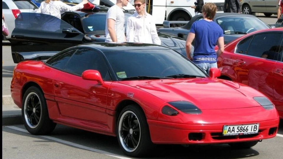Dodge Stealth колишня))