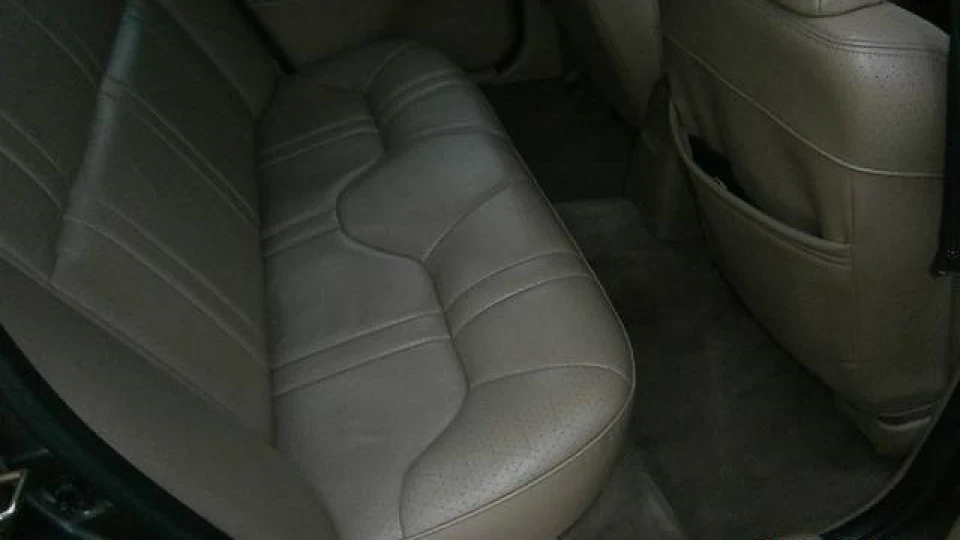 Dodge Stratus 4