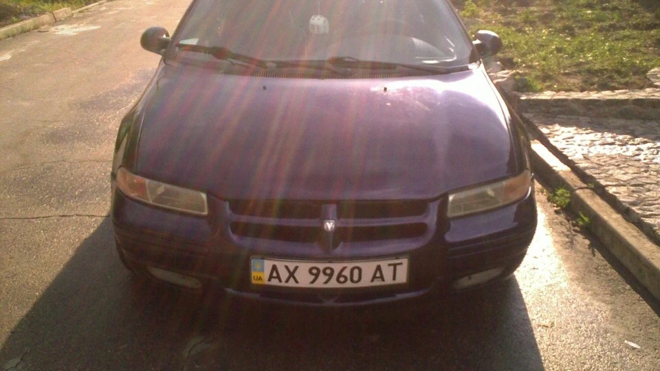 Dodge Stratus УПЕРТИЙ БАРАНЧИК 2.5