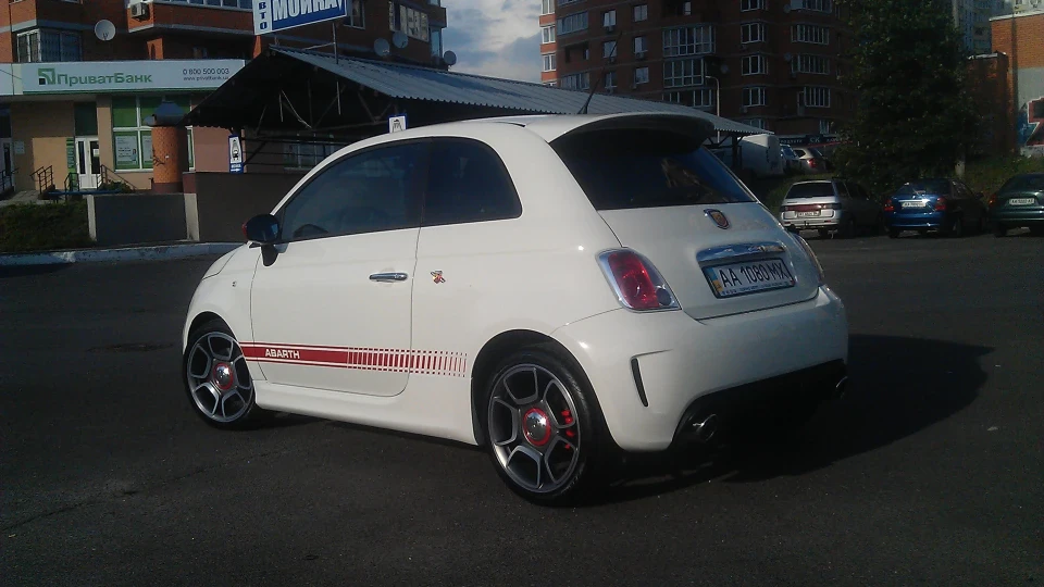 FIAT 500 Abarth 1.4 Turbo 3