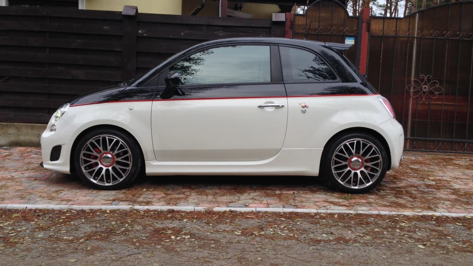 FIAT 500 Abarth 595 Turismo 2