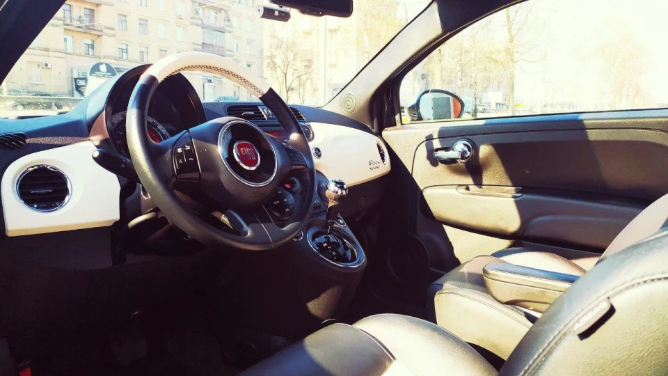 FIAT 500 Gucci USA 5