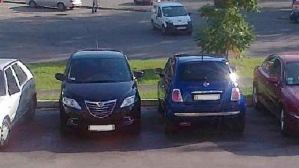 FIAT 500 Синій чистик 2