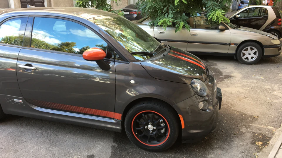FIAT 500E EV Скажена електричка