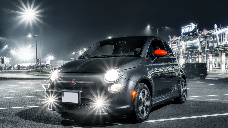FIAT 500E EV еМиш в апельсинах
