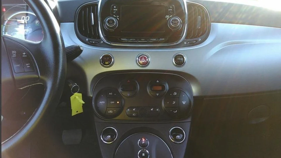 FIAT 500E EV Іде до мене морем... 4