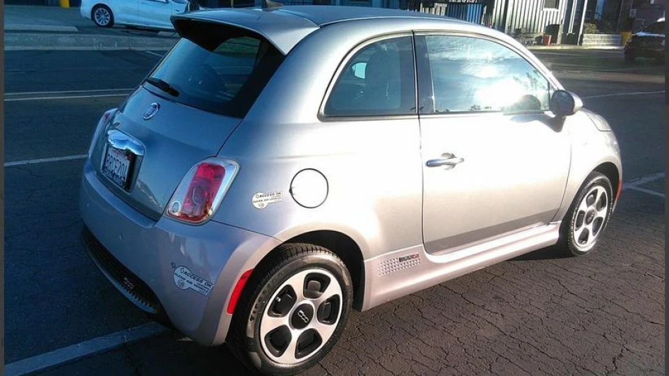 FIAT 500E EV Іде до мене морем... 5