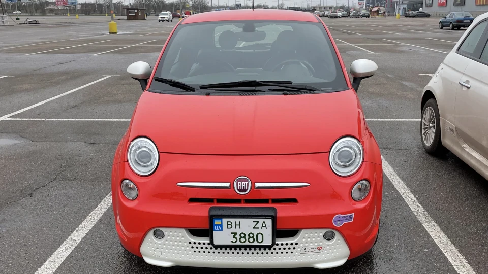 FIAT 500E EV Лепестричний апельсин 2