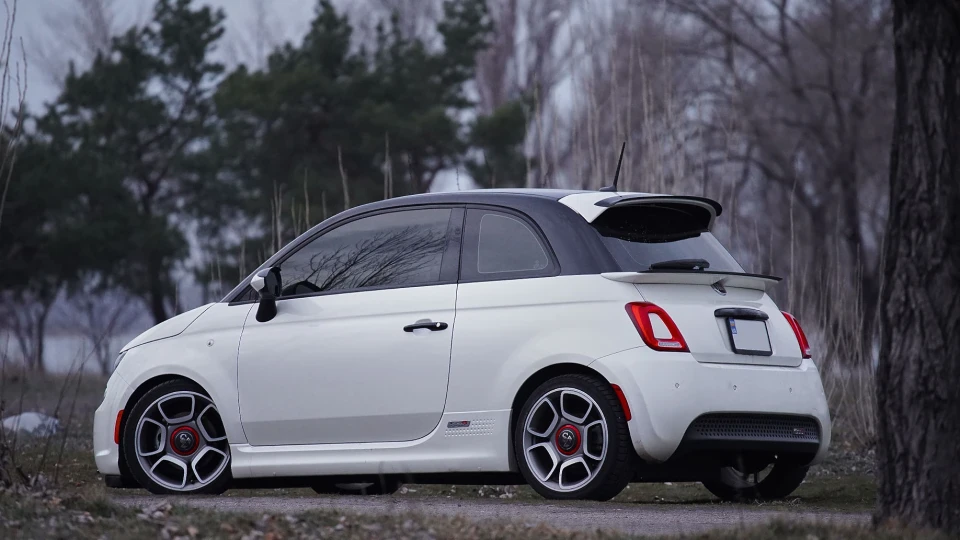 FIAT 500E EV urban electric 2