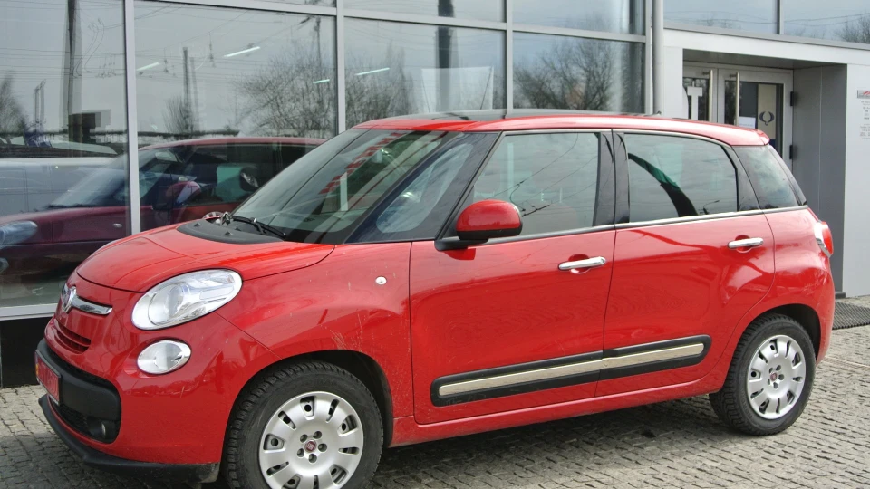 FIAT 500L L 2