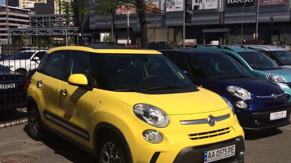 FIAT 500L Trekking 3