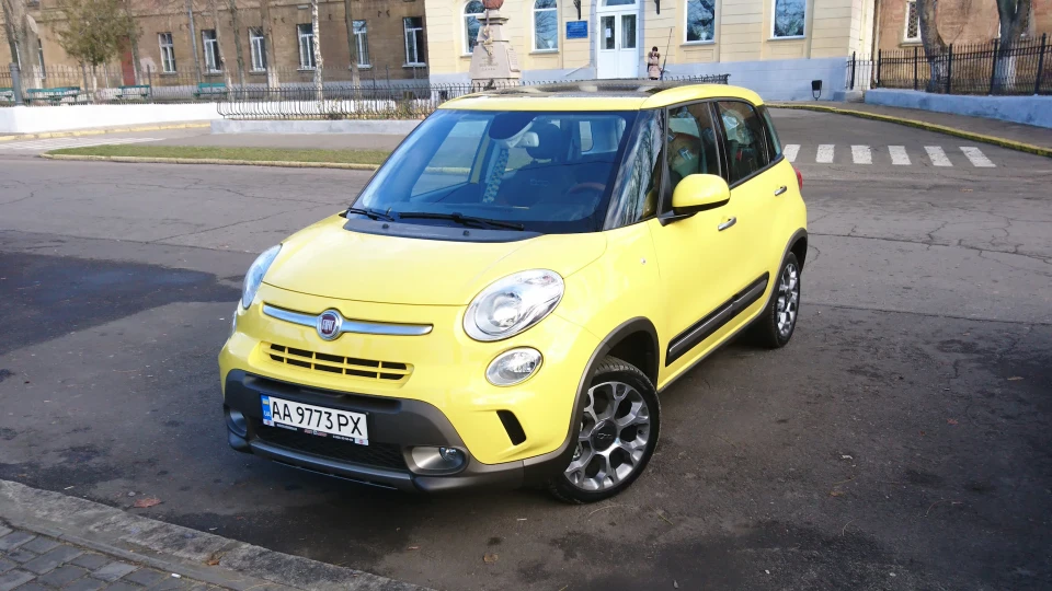 FIAT 500L Trekking