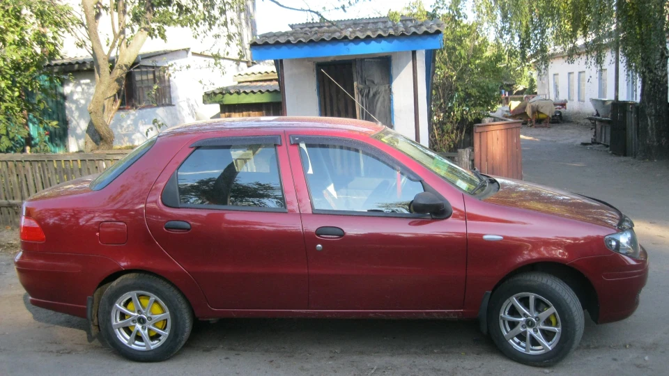 FIAT Albea 4