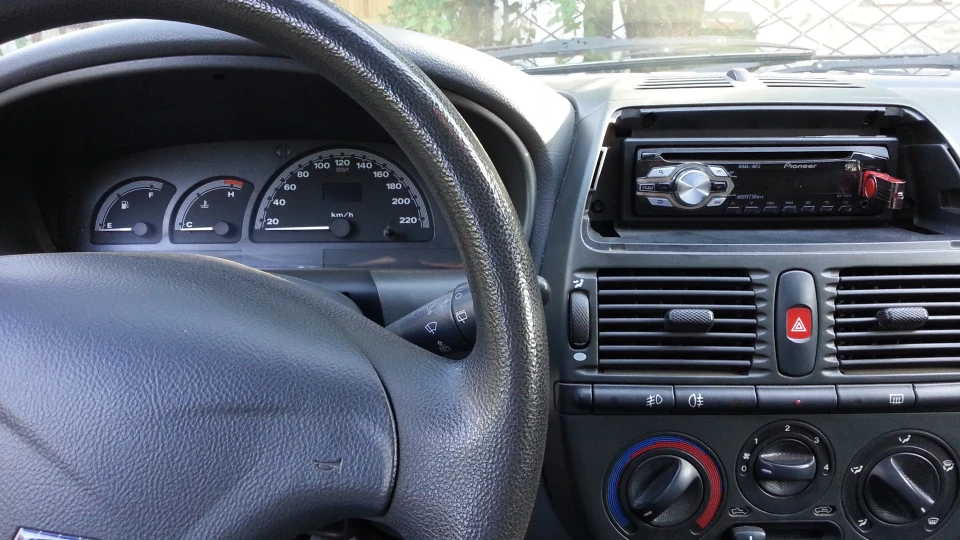 FIAT Brava Red Vine 1,9D 3