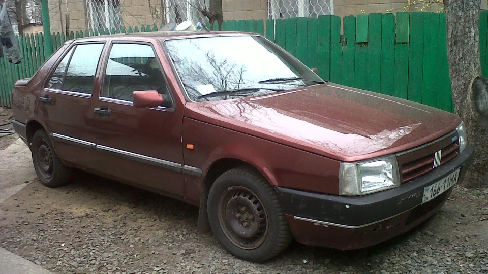FIAT Croma Гнила вишня
