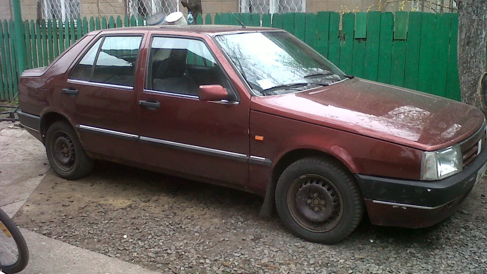FIAT Croma Гнила вишня 2