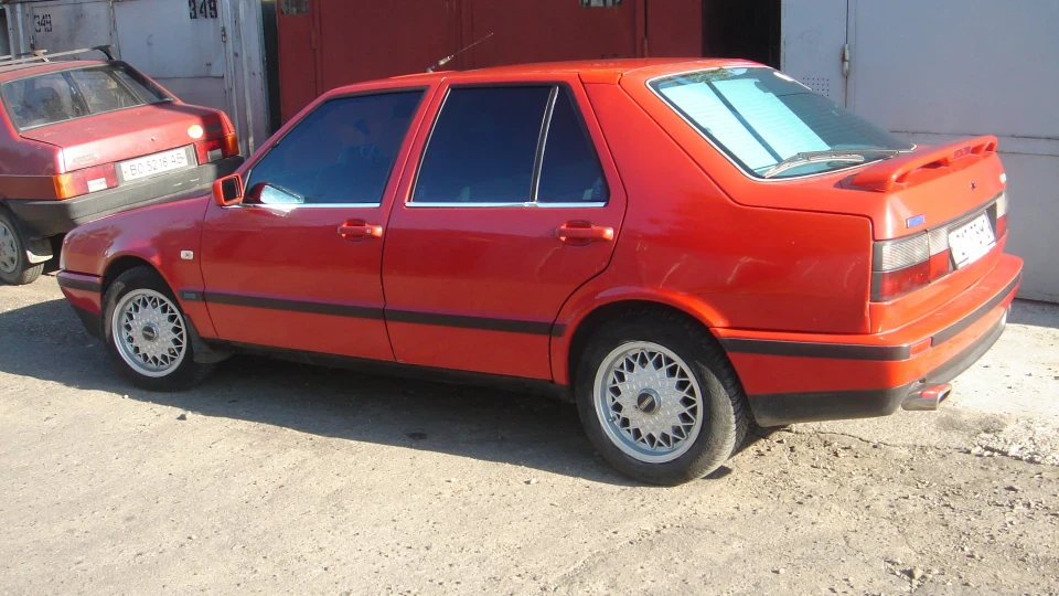 FIAT Croma Red&Black 2