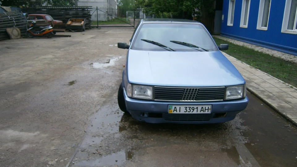 FIAT Croma синій-металик 2.5турбо 4