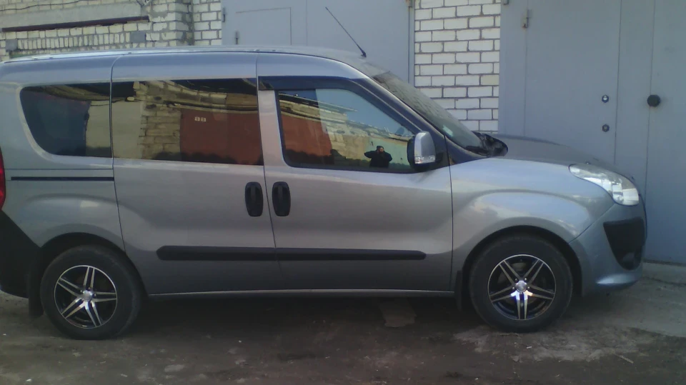FIAT Doblo 1,3 мультик 2
