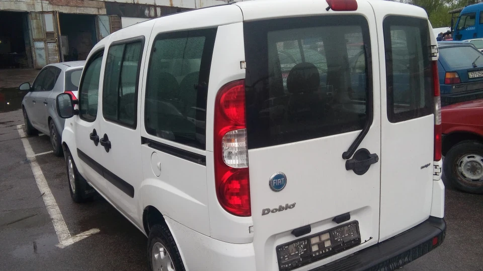 FIAT Doblo 1,9 Шалена табуретка