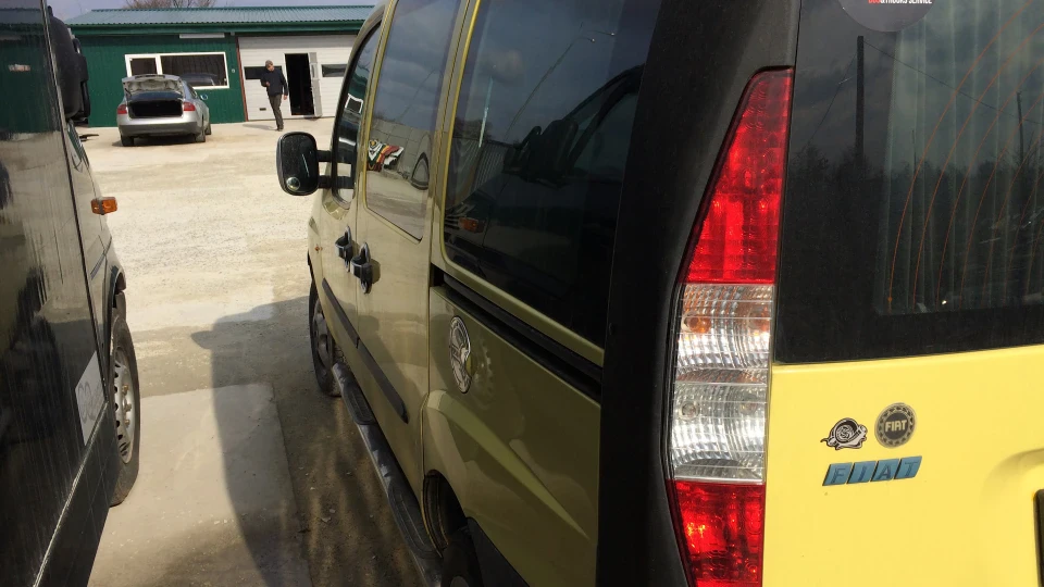 FIAT Doblo 1.9 JTD Yellow Cargo 2